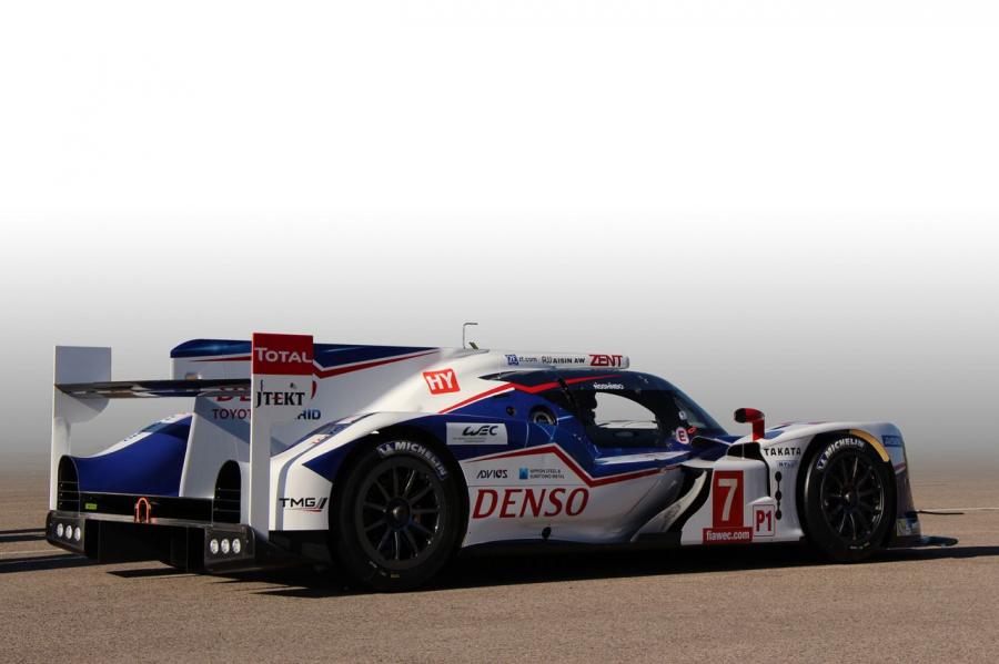 Toyota TS040 Hybrid 2014 года  (фото 52 из 55)